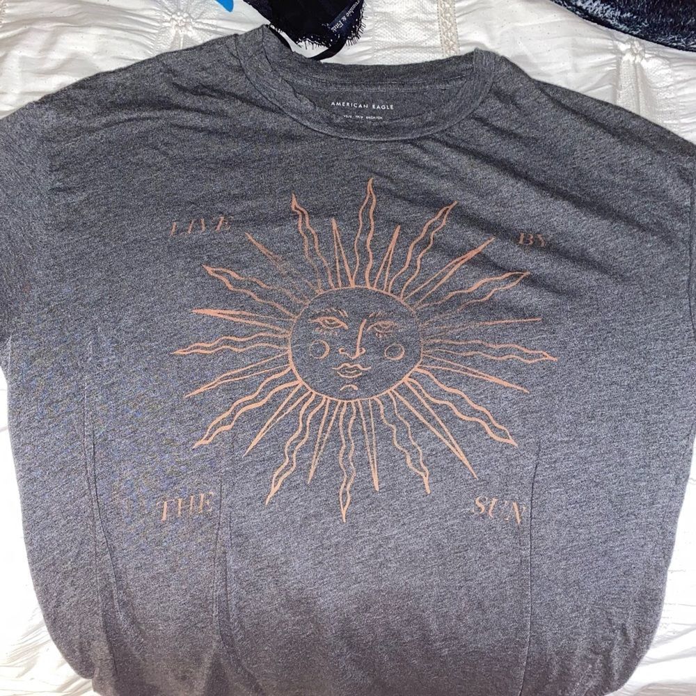 American Eagle Oversized tee
